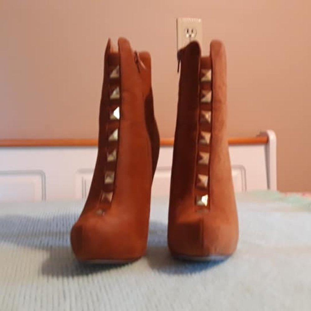 Womens Boots
